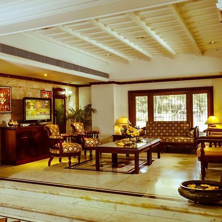 Krishna Inn Ґуруваюр Екстер'єр фото