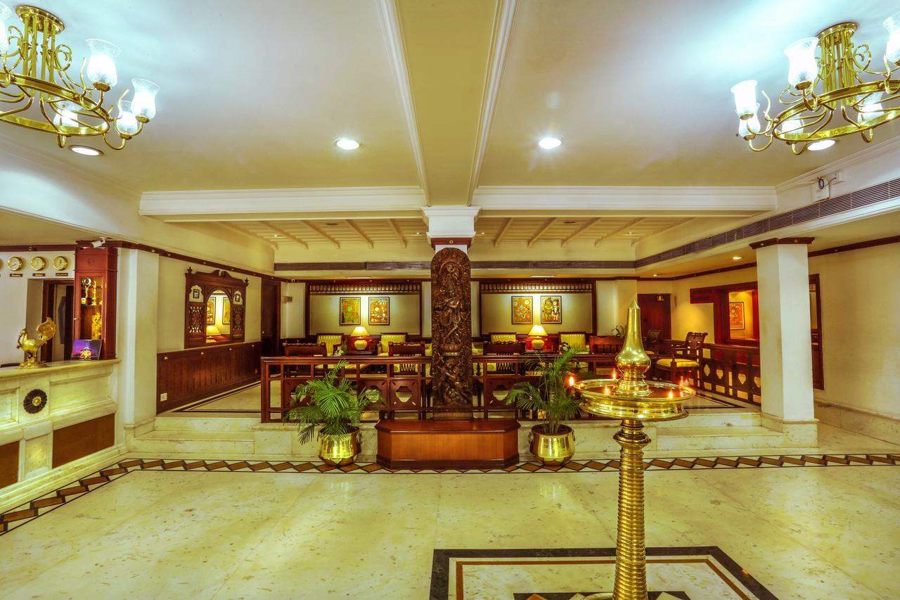 Krishna Inn Ґуруваюр Екстер'єр фото