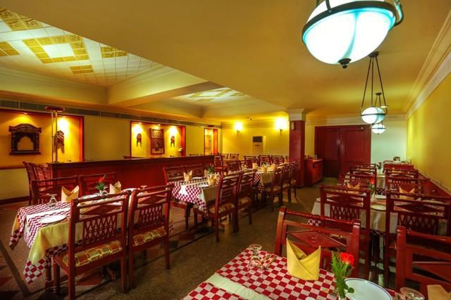 Krishna Inn Ґуруваюр Екстер'єр фото